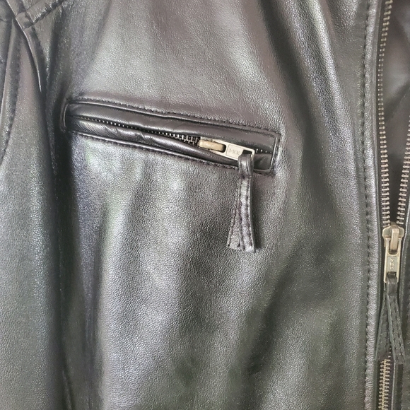 Men’s Black Leather Crew Neck Biker Jacket - Picture 10 of 13